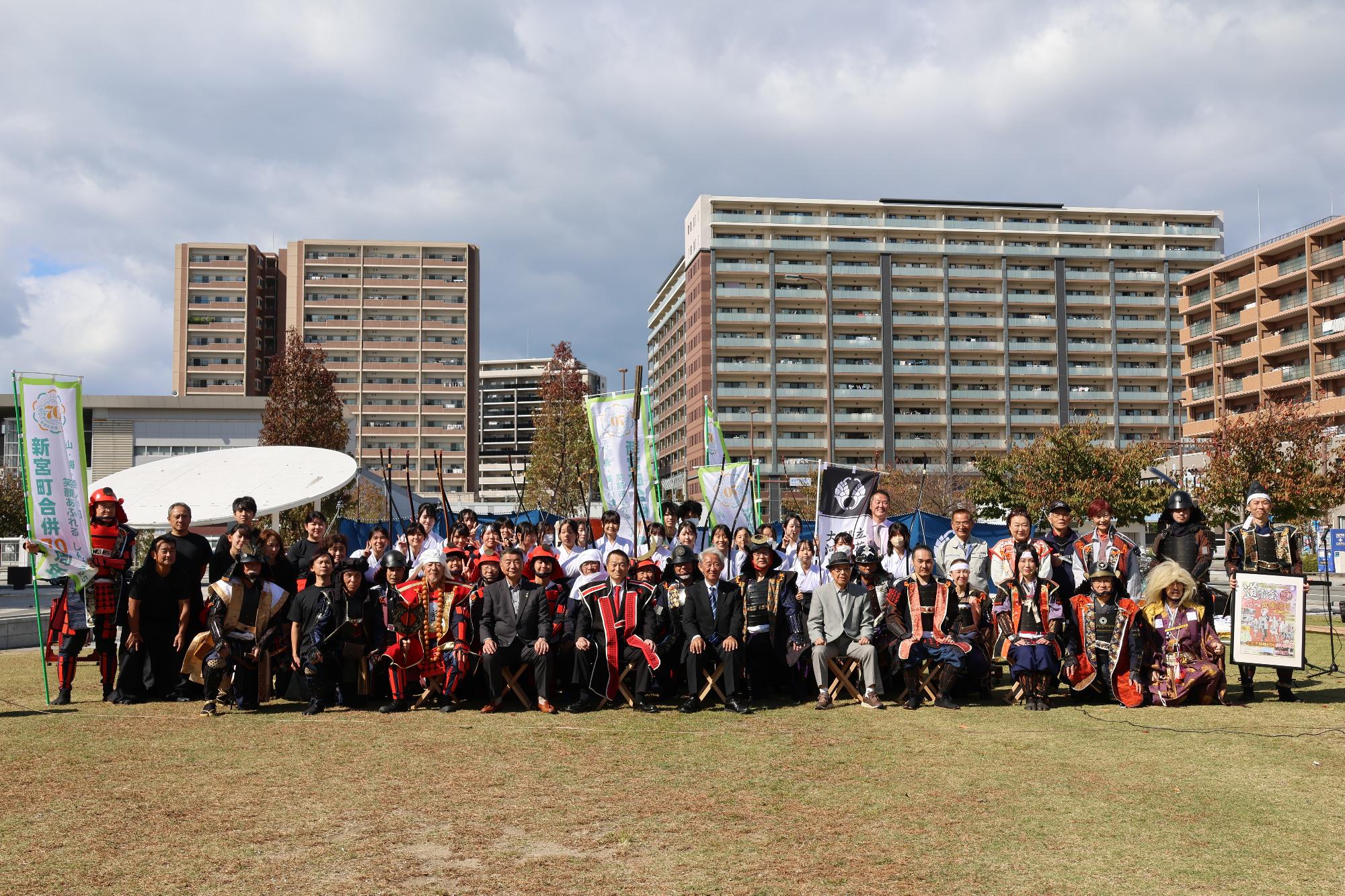 道雪会のみなさんと町長の集合写真