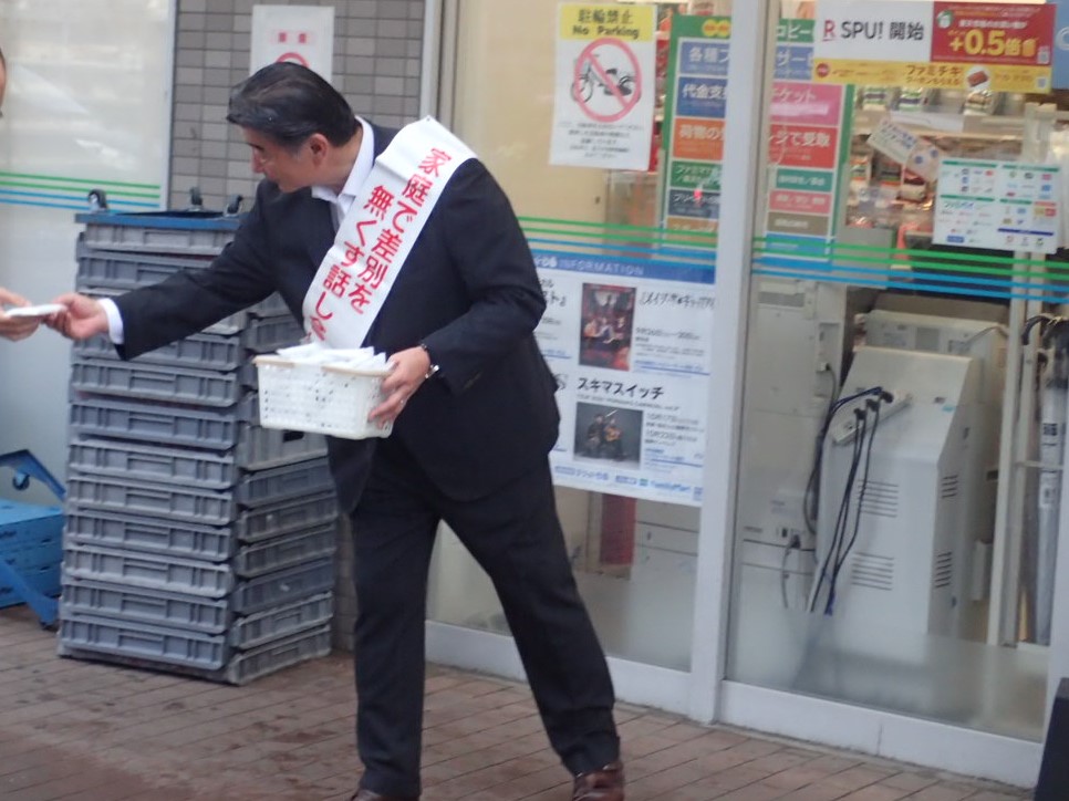 町長が街頭啓発を行なっています