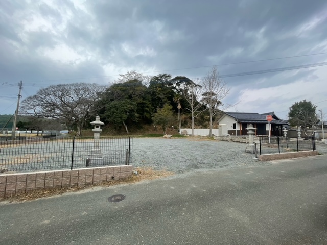 東漸寺横駐車場